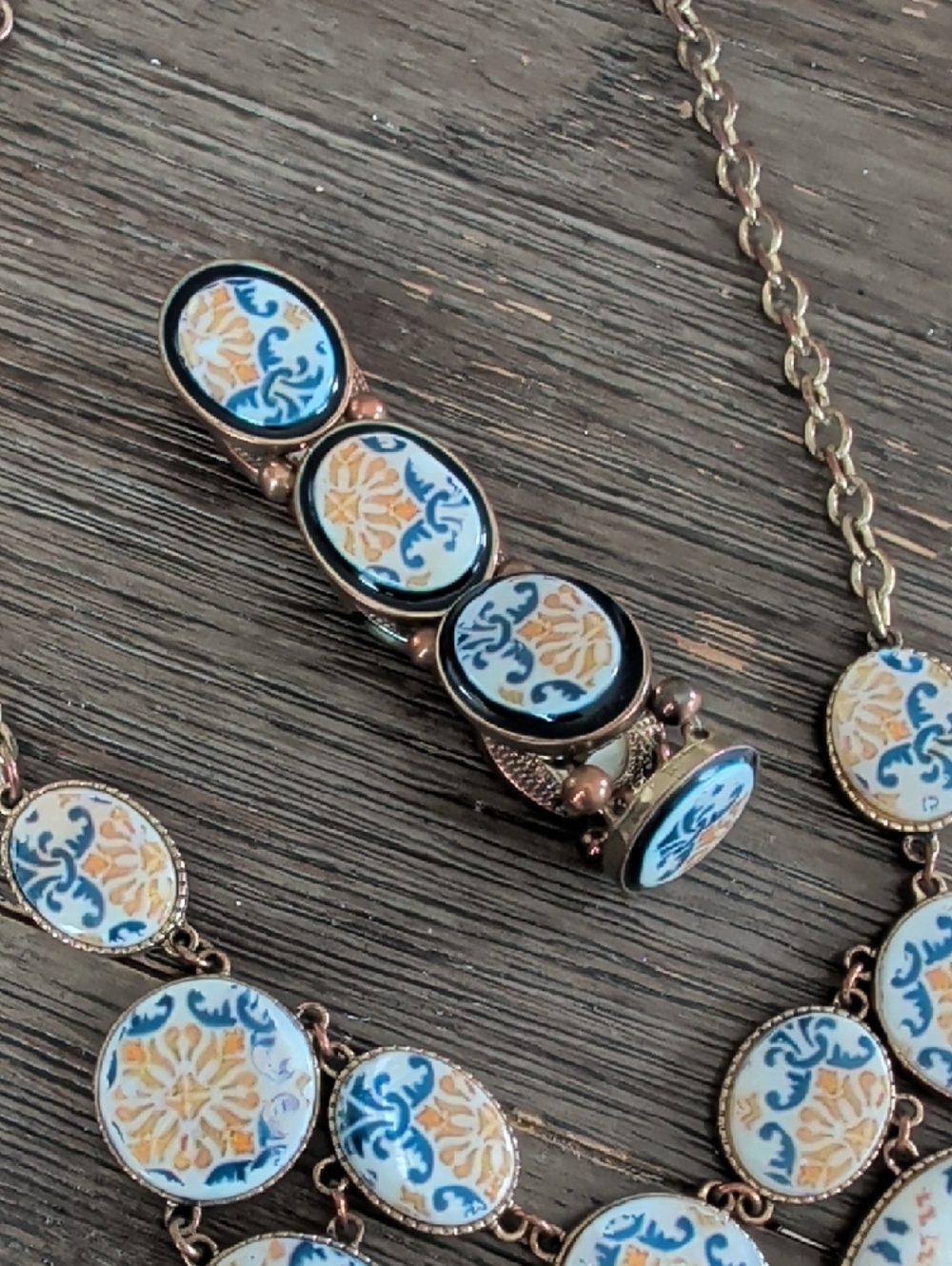 Ruby Rd. Ceramic-Inspired Statement Necklace - Picture 3 of 3